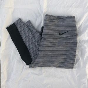 Nike Mesh Panel Leggings - M